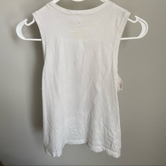 Size S Graphic Muscle Shirt - Picture 2 of 3